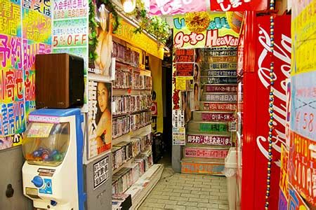 上野ビデオボックス|上野（駅）周辺のCD/DVD/ビデオ店